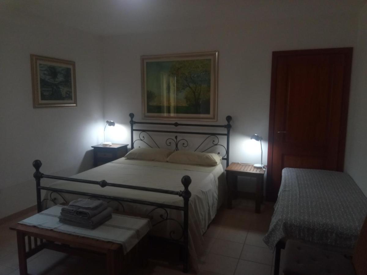Ossi Residence Degli Ulivi מראה חיצוני תמונה