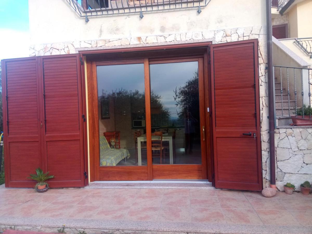 Ossi Residence Degli Ulivi מראה חיצוני תמונה