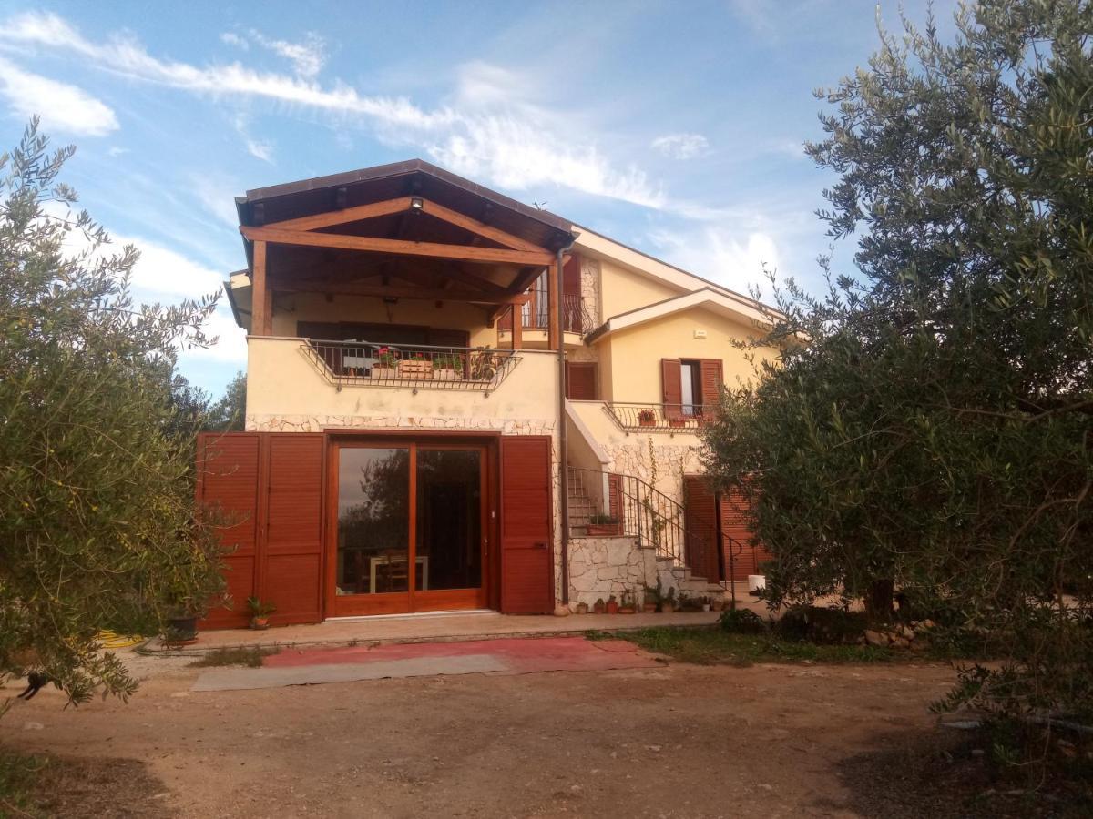 Ossi Residence Degli Ulivi מראה חיצוני תמונה